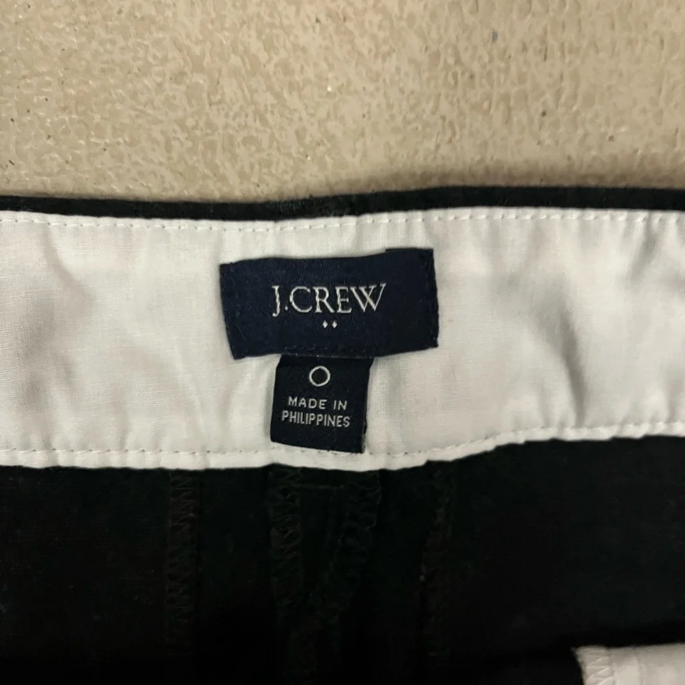 J. Crew Women's Linen Blend Scalloped Hem Black Chino‎ Shorts- Size 0